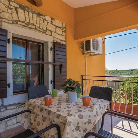 Bacva Ii Appartement *