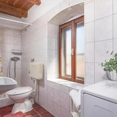 Gorgeous In With Wifi Apartment